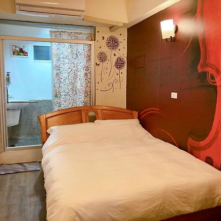 Appartement 台南富居tainan Fu House預訂後請主動聯繫做確認才保留訂房 Extérieur photo