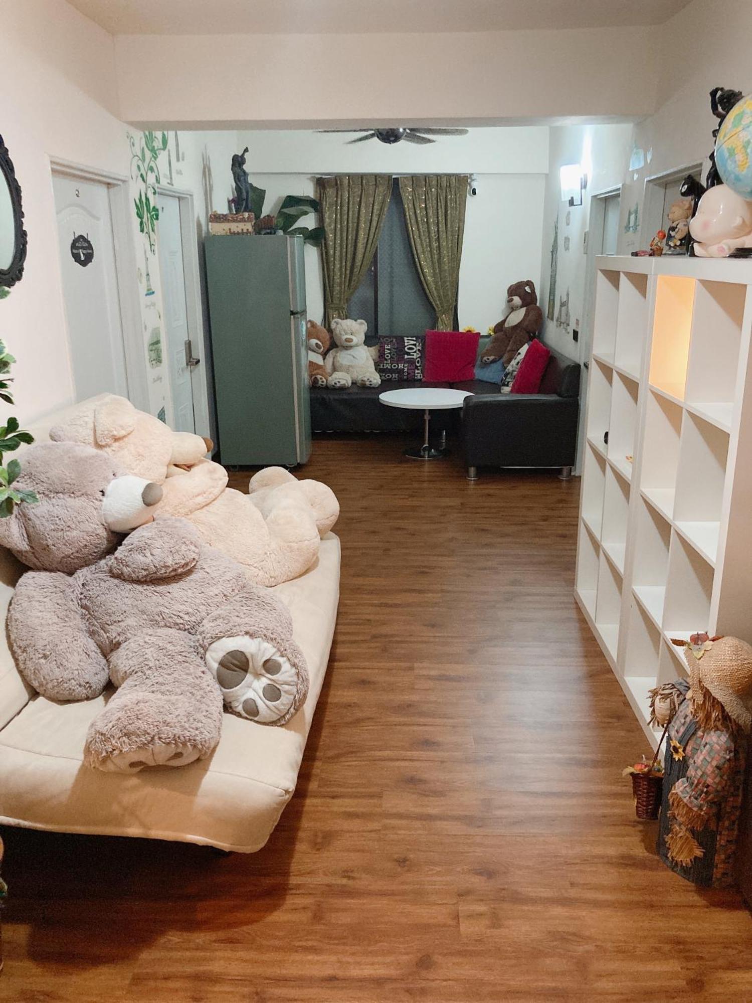 Appartement 台南富居tainan Fu House預訂後請主動聯繫做確認才保留訂房 Extérieur photo