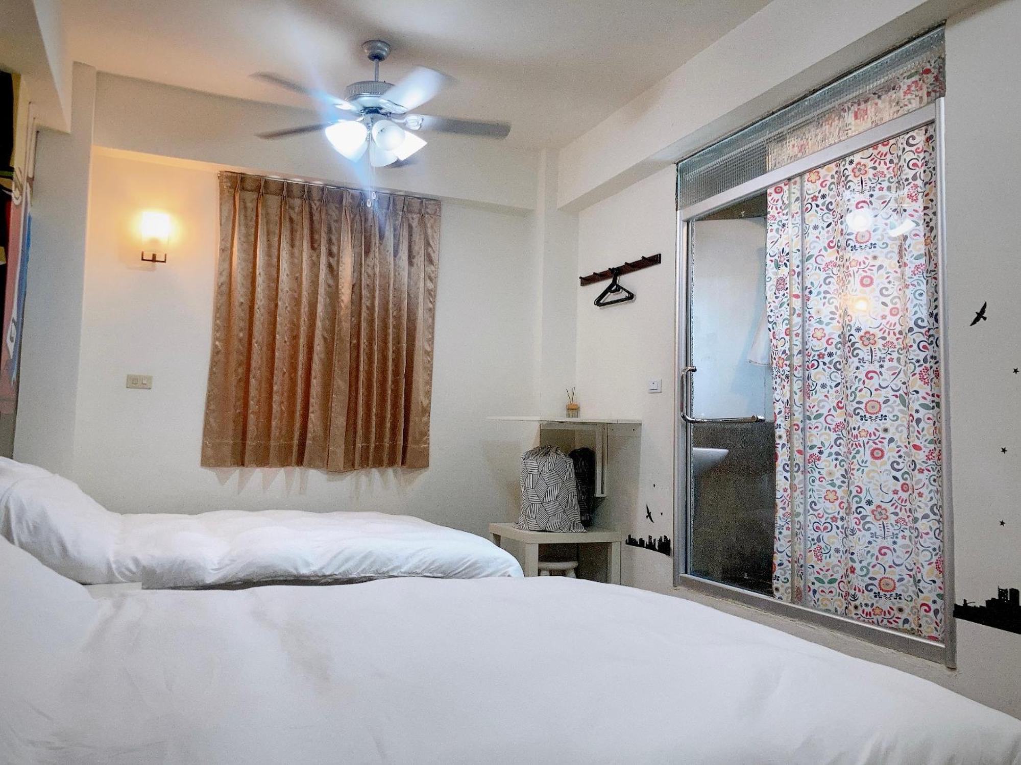 Appartement 台南富居tainan Fu House預訂後請主動聯繫做確認才保留訂房 Extérieur photo