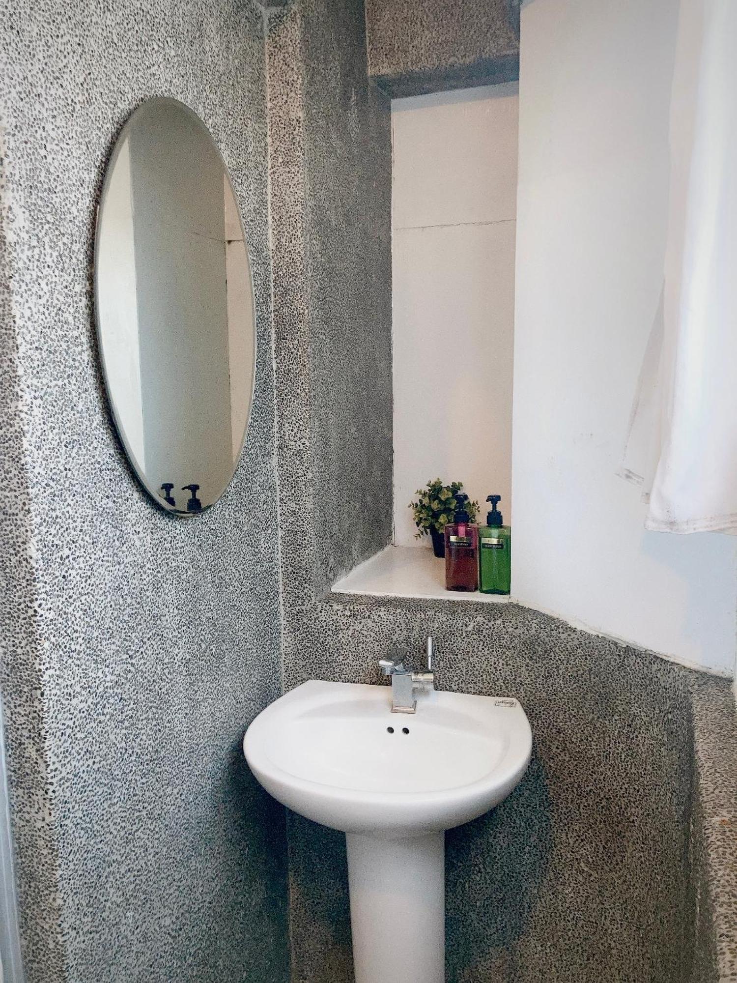 Appartement 台南富居tainan Fu House預訂後請主動聯繫做確認才保留訂房 Extérieur photo