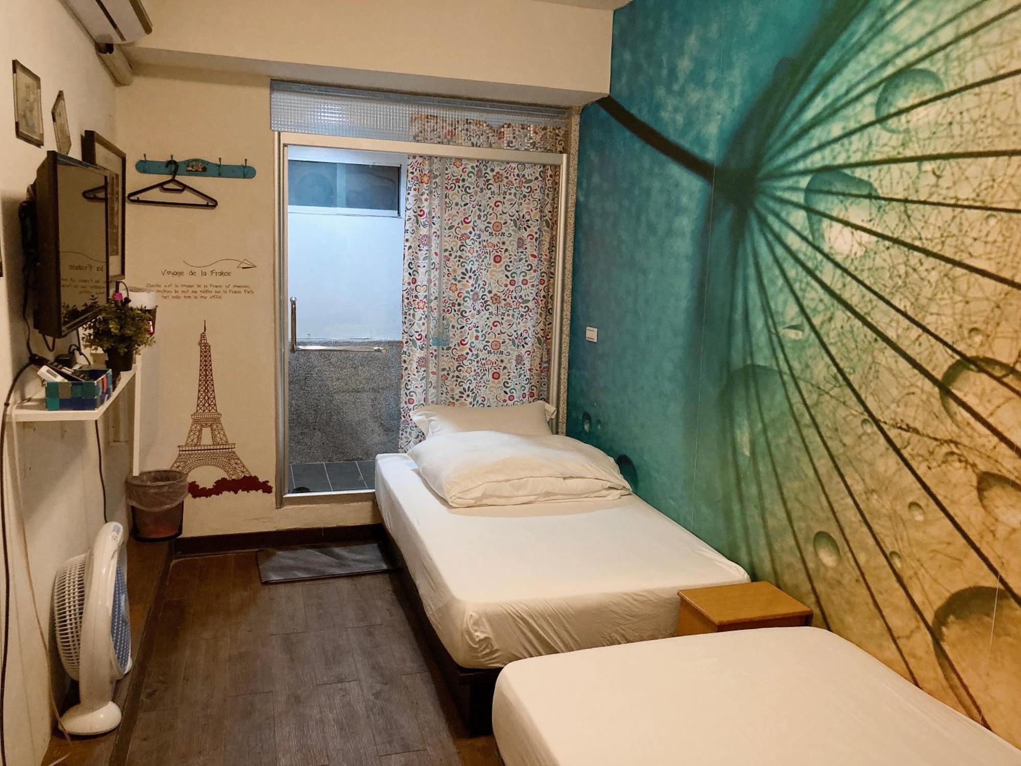Appartement 台南富居tainan Fu House預訂後請主動聯繫做確認才保留訂房 Extérieur photo