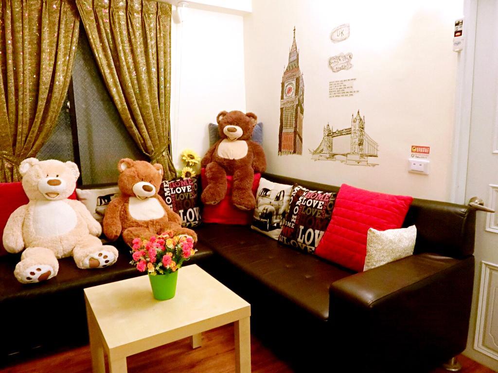 Appartement 台南富居tainan Fu House預訂後請主動聯繫做確認才保留訂房 Extérieur photo